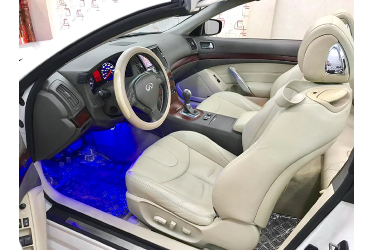 Xe sang Infiniti G37 Convertible 'của hiếm' ở Sài Gòn - Hình 4 Xe sang Infiniti G37 Convertible 'cua hiem' o Sai Gon-Hinh-4