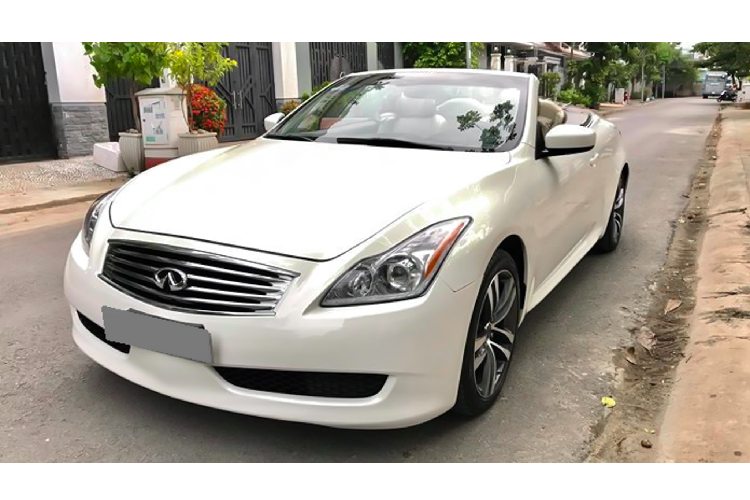 Xe sang Infiniti G37 Convertible 'của hiếm' ở Sài Gòn Xe sang Infiniti G37 Convertible 'cua hiem' o Sai Gon