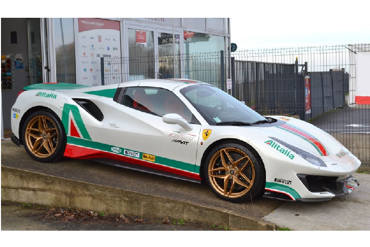 Ferrari 488 Pista Spider Alitalia phong cách Lancia Stratos độc đáo - Hình 3 Ferrari 488 Pista Spider Alitalia phong cach Lancia Stratos doc dao-Hinh-3