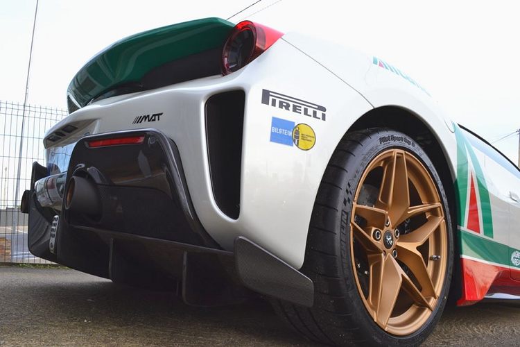Ferrari 488 Pista Spider Alitalia phong cach Lancia Stratos doc dao-Hinh-5