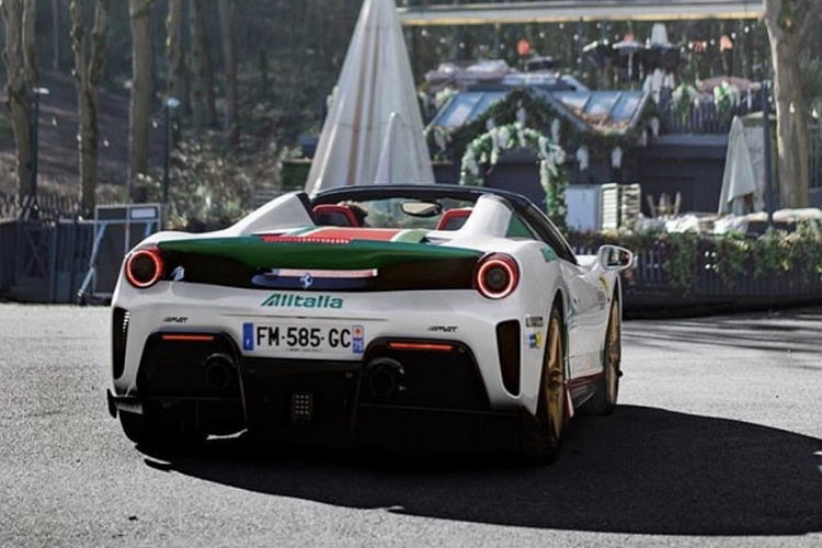 Ferrari 488 Pista Spider Alitalia phong cách Lancia Stratos độc đáo - Hình 9 Ferrari 488 Pista Spider Alitalia phong cach Lancia Stratos doc dao-Hinh-9