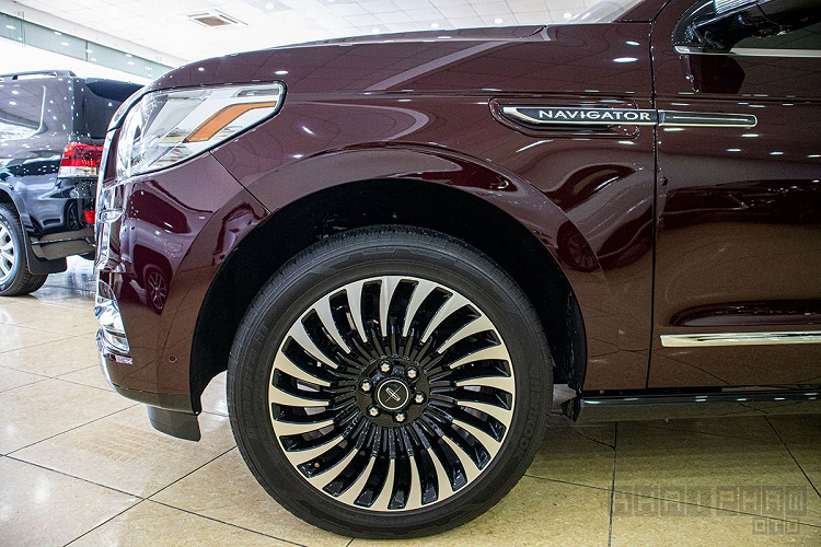 Ngam nghia SUV 'khung long' Lincoln Navigator Black Label 2020 moi ve Viet Nam-Hinh-4