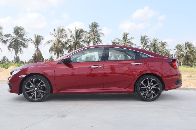 Ngam Honda Civic RS 2020 gia tu 934 trieu dong-Hinh-9