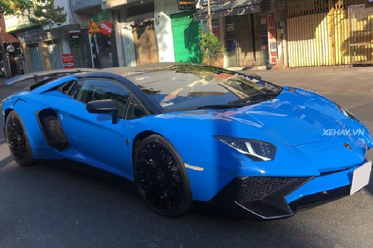 Soi sieu xe Lamborghini Aventador SV Roadster 39 ty o Sai Gon