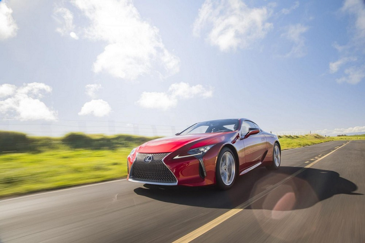 Xe sang the thao Lexus LC Coupe 2021 vua ra mat co gi hap dan?