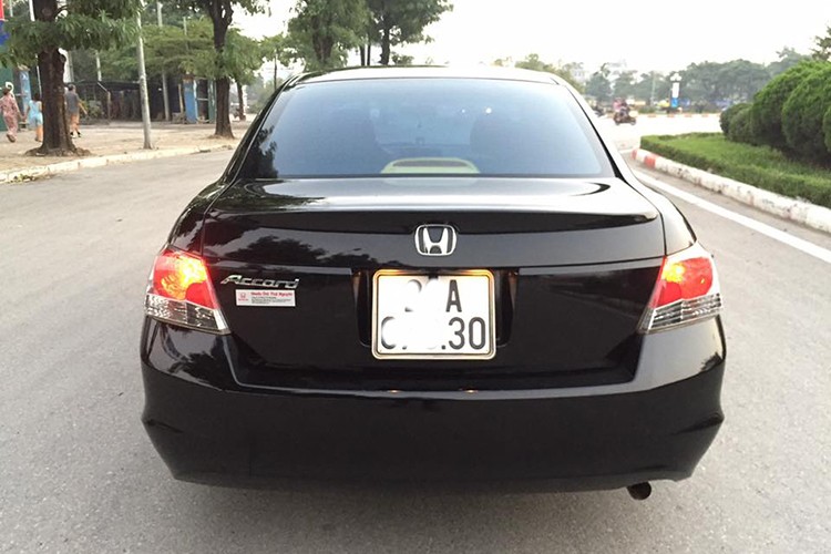 Co nen mua xe Honda Accord doi 2008 hon 400 trieu?-Hinh-4