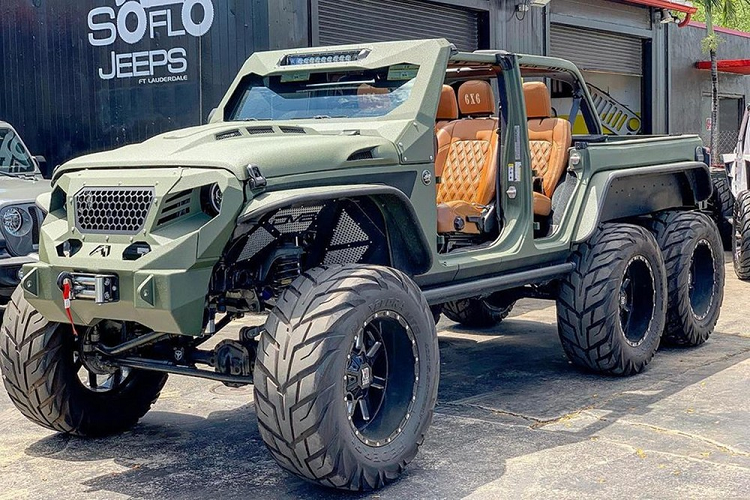 'Quai vat' 6 banh Jeep Wrangler co gia khoi diem 3,4 ty dong