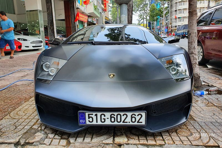 Chào bán siêu xe Lamborghini Murcielago SV một thời của đại gia Minh nhựa - Hình 2 Chao ban sieu xe Lamborghini Murcielago SV mot thoi cua dai gia Minh nhua-Hinh-2