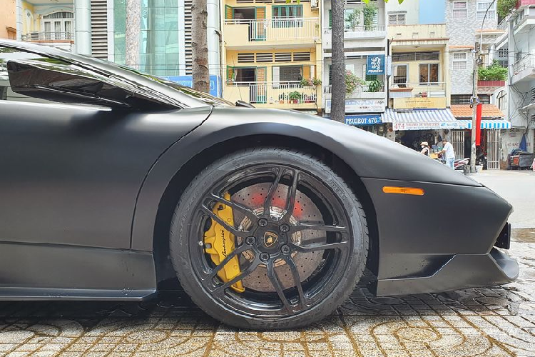 Chào bán siêu xe Lamborghini Murcielago SV một thời của đại gia Minh nhựa - Hình 6 Chao ban sieu xe Lamborghini Murcielago SV mot thoi cua dai gia Minh nhua-Hinh-6