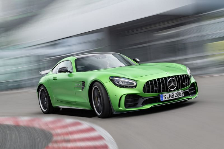 Mercedes-AMG GT R gan 12 ty dong chao hang thi truong Viet Nam