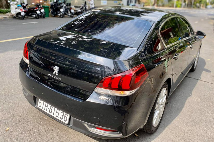 Can canh Peugeot 508 'sieu luot' duoi 900 trieu dong tai Sai Gon-Hinh-8