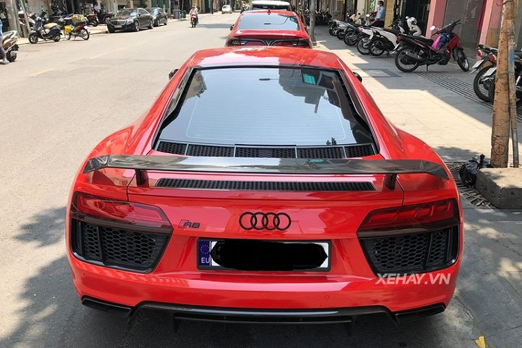 Can canh sieu xe Audi R8 V10 Plus do ruc duoi nang Sai thanh-Hinh-6