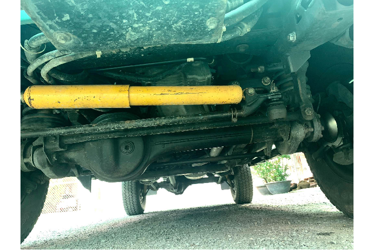 Land Rover Defender TD5 dùng 18 năm bán hơn 2 tỷ ở Sài Gòn - Hình 7 Land Rover Defender TD5 dung 18 nam ban hon 2 ty o Sai Gon-Hinh-7