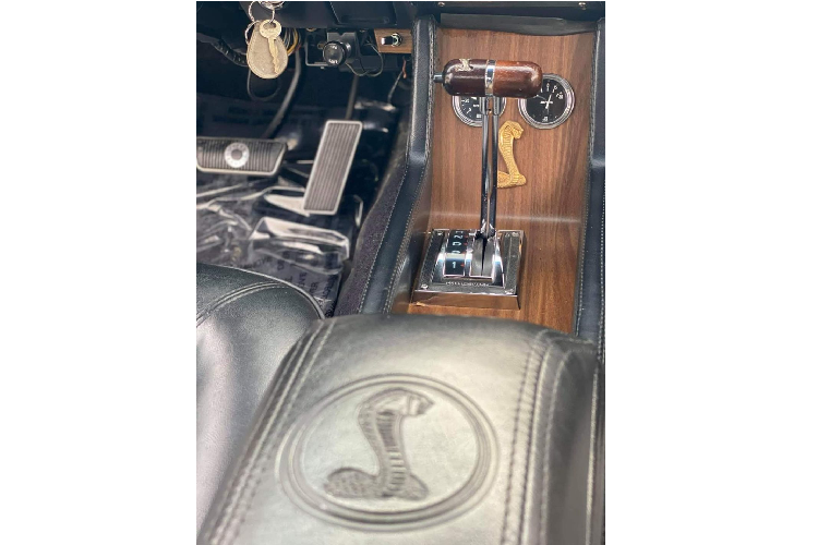 Hàng đôc Ford Shelby Cobra GT500 1968 xuất hiện tại Việt Nam - Hình 7 Hang doc Ford Shelby Cobra GT500 1968 xuat hien tai Viet Nam-Hinh-7