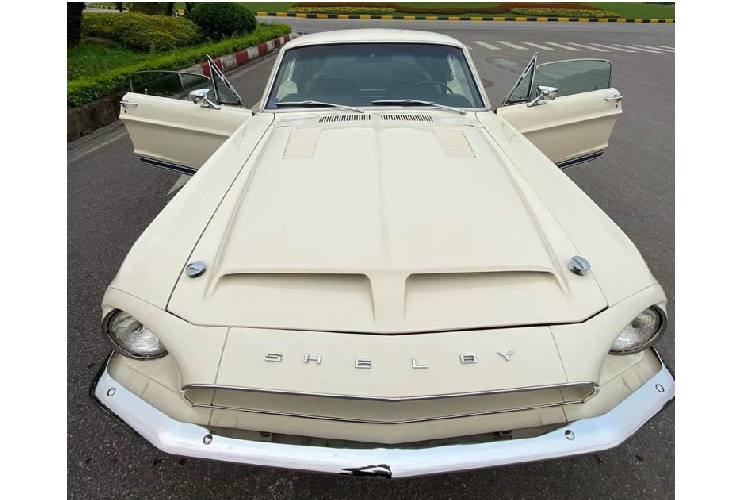 Hàng đôc Ford Shelby Cobra GT500 1968 xuất hiện tại Việt Nam Hang doc Ford Shelby Cobra GT500 1968 xuat hien tai Viet Nam