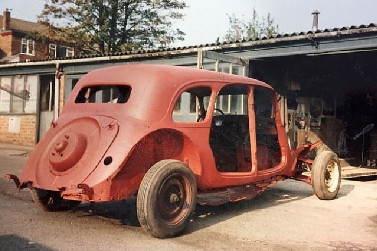 Dan choi mat 35 nam phuc che limousine Citroen 1939-Hinh-7