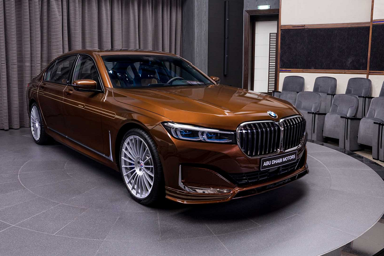 Can canh BMW 7-Series moi co gia gan 4 ty dong