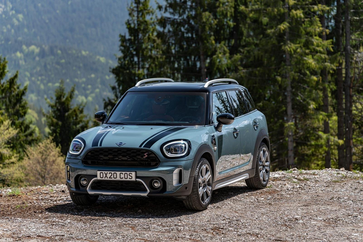 Mini Countryman 2021 facelift cuc ngau va day ap cong nghe