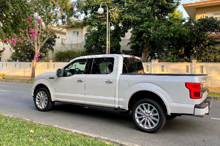 Ngam sieu ban tai Ford F-150 Limited hon 4 ty tai Viet Nam-Hinh-3