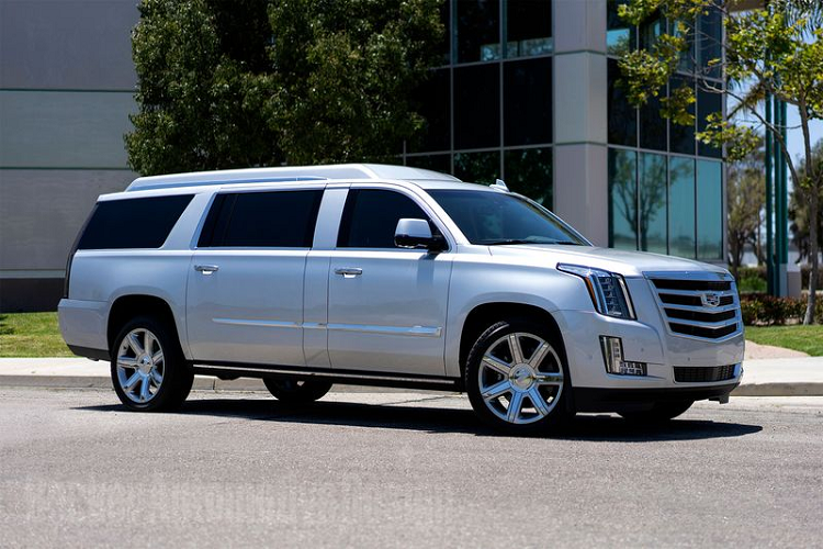 Gia nao cho Cadillac Escalade ESV cua sao bong bau duc Tom Brady?-Hinh-7