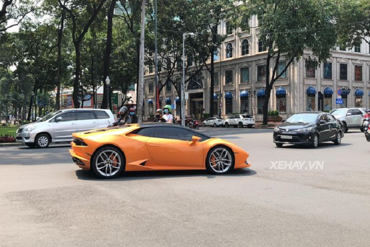 Can canh sieu xe Lamborghini Huracan hang hiem o Sai Gon-Hinh-5