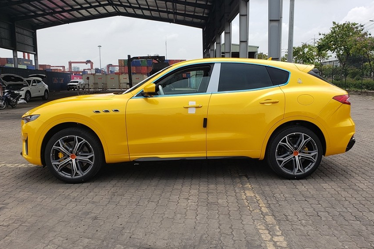 Dai gia Minh Nhua khui thung Maserati Levante Trofeo hon 14 ty-Hinh-9