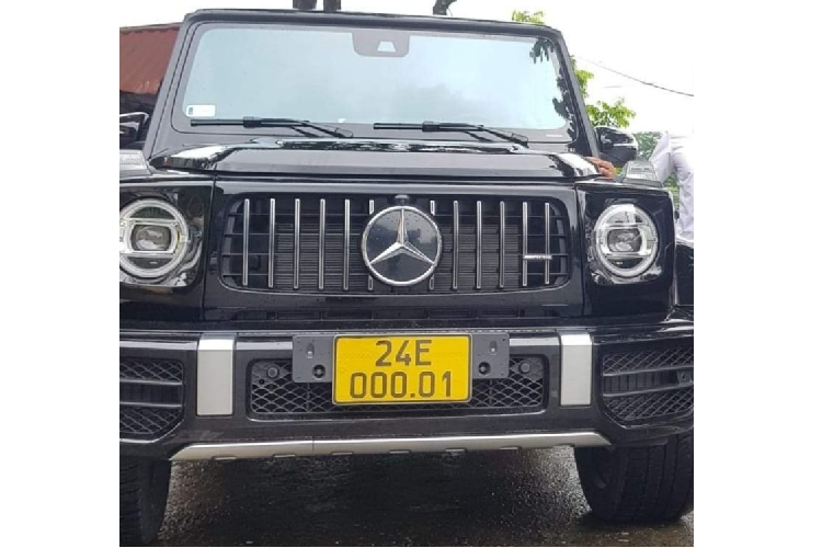 Dan choi Lao Cai dung Mercedes-AMG G63 hon 11 ty chay dich vu?-Hinh-3