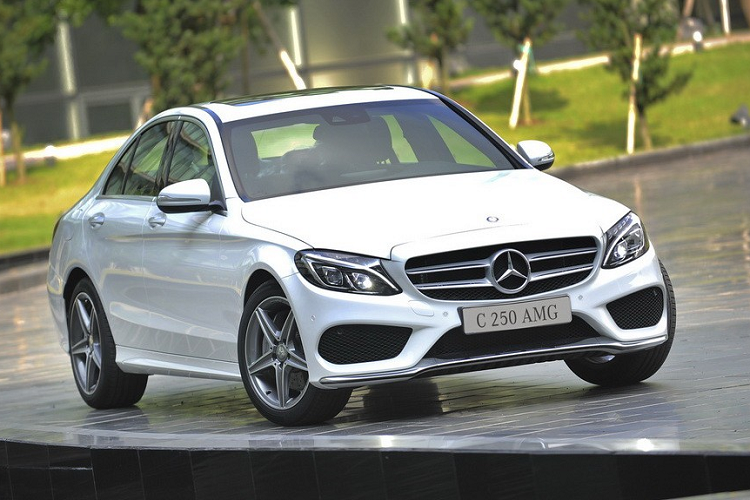 Hon 3.200 xe sang Mercedes C-Class dinh loi tai Viet Nam