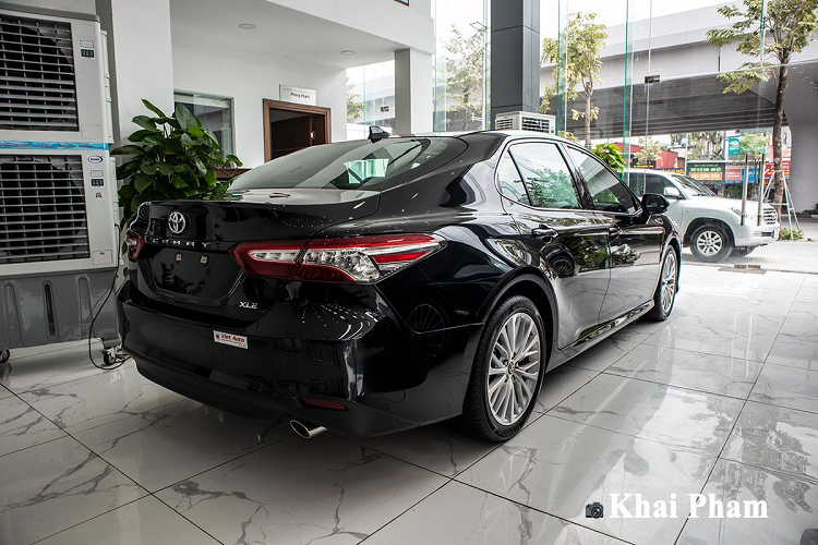 Chi tiet Toyota Camry XLE nhap My hon 2,6 ty tai Viet Nam-Hinh-2