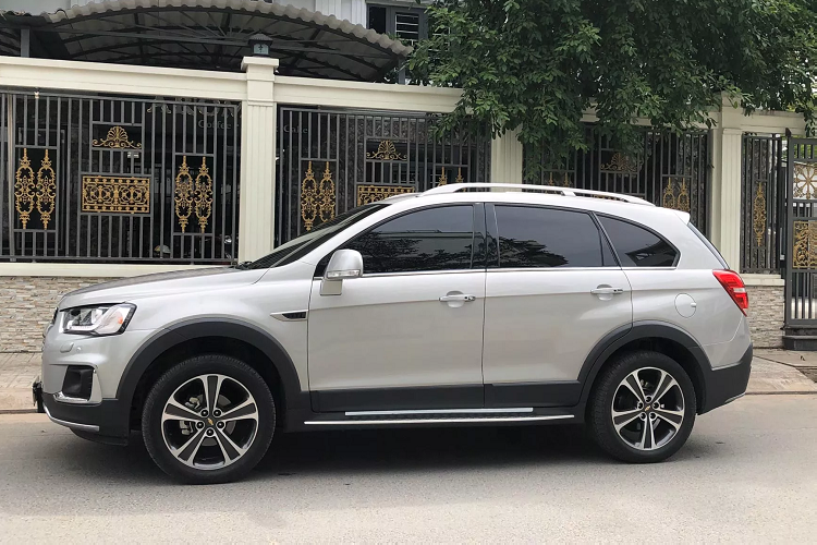 Chi 650 trieu cho 1 xe Chevrolet Captiva 2017 co hop ly?-Hinh-3