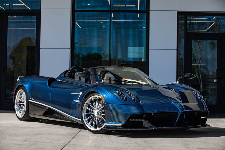 Pagani Huayra Roadster thay carbon mau doc gia gan 55 ty dong