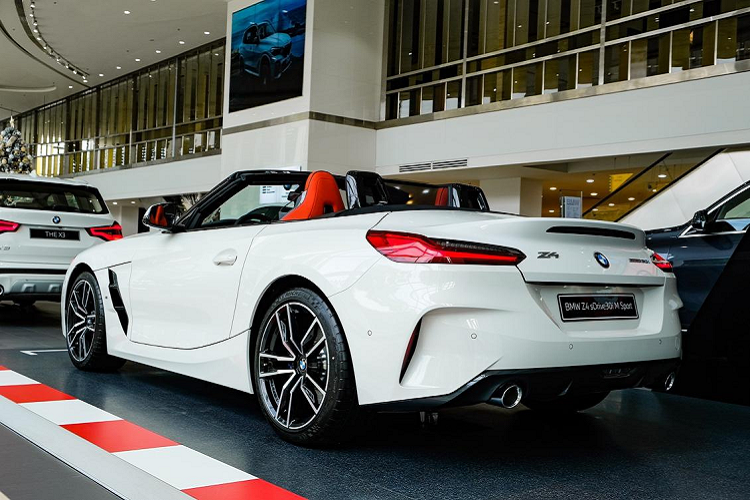 Ngam BMW Z4 2021 chinh hang, hon 3,3 ty tai Viet Nam-Hinh-2