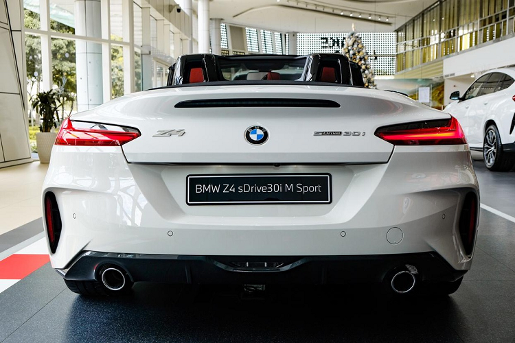 Ngam BMW Z4 2021 chinh hang, hon 3,3 ty tai Viet Nam-Hinh-4