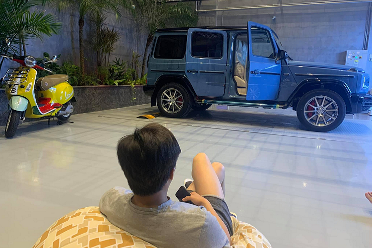 Cường Đô La vừa tậu thêm Mercedes-AMG G63 màu độc hơn 10 tỷ? - Hình 3 Cuong Do La vua tau them Mercedes-AMG G63 mau doc hon 10 ty?-Hinh-3