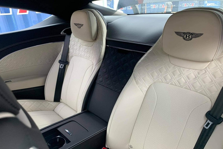 Cap doi Bentley Continental, Rolls-Royce Cullinan hon 60 ty o Thai Nguyen-Hinh-5