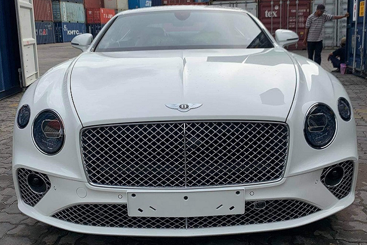 Cap doi Bentley Continental, Rolls-Royce Cullinan hon 60 ty o Thai Nguyen-Hinh-9