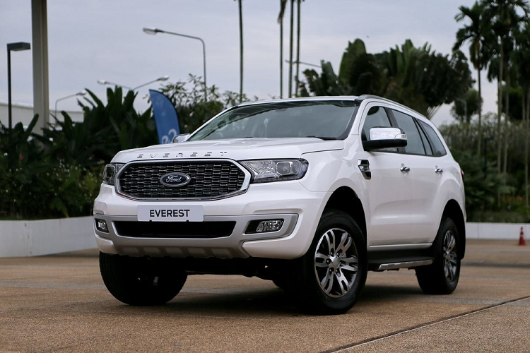 Nguoi mua Ford Everest 2021 bat ngo duoc giam toi 50 trieu dong