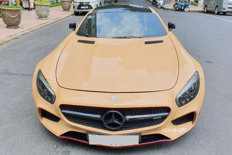 Xuat hien Mercedes-AMG GT S hon 10 ty, mau doc o Sai Gon-Hinh-3