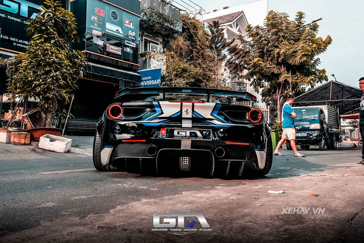 Ngam bo ao doc dao cua Ferrari 488 GTB Liberty Walk-Hinh-3