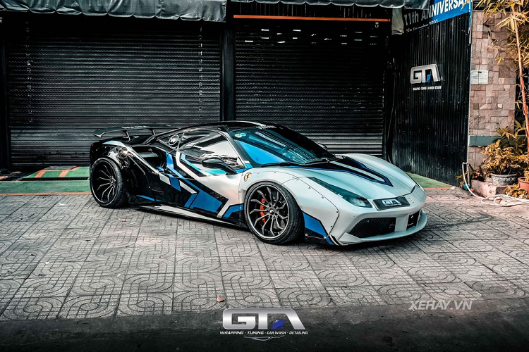 Ngam bo ao doc dao cua Ferrari 488 GTB Liberty Walk