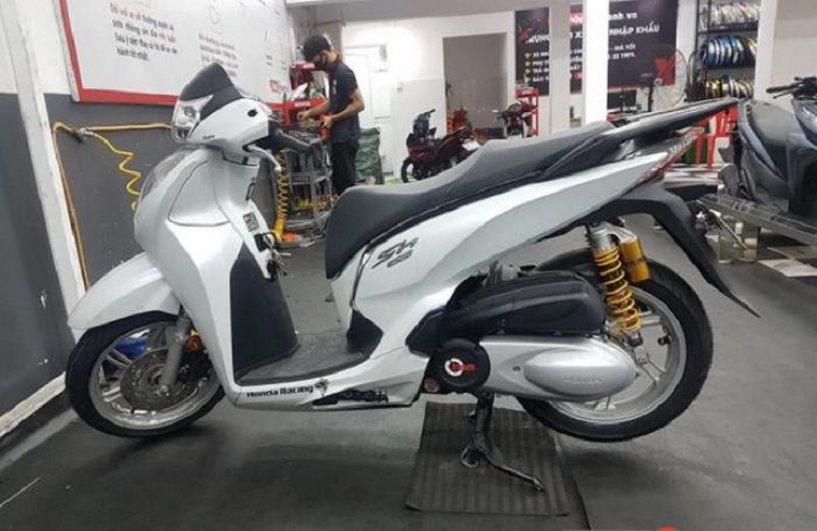 Vi sao 1.300 xe Honda SH300i tai Viet Nam bi trieu hoi?