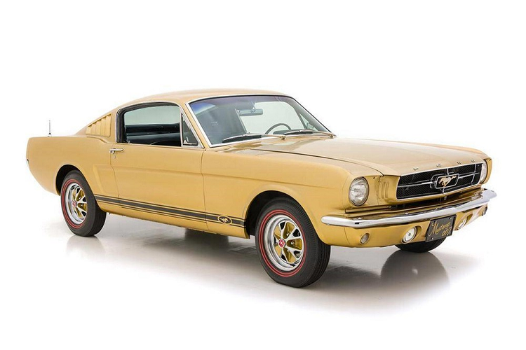 Hang doc Ford Mustang Fastback 1965 son vay vang muot mat