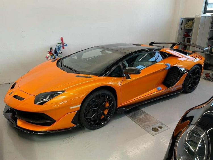 Sieu xe Lamborghini Aventador SVJ Roadster khong duoi 28 ty ve Viet Nam?-Hinh-3