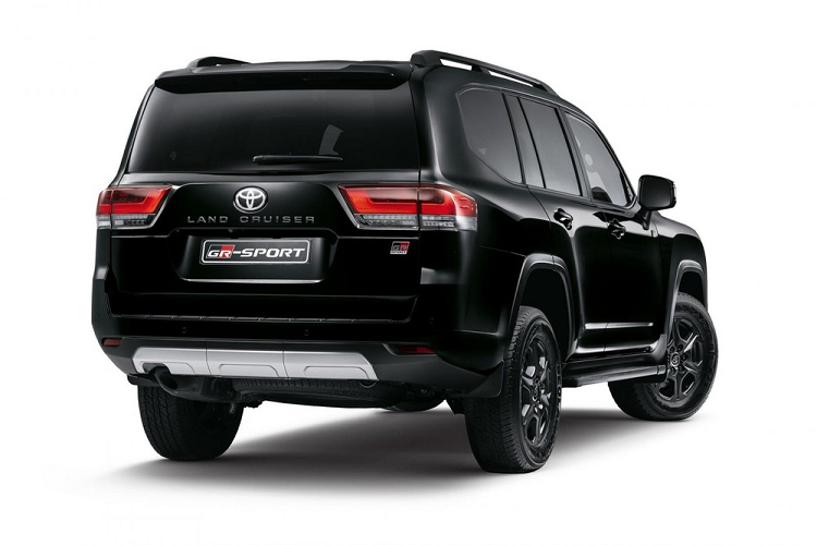 Toyota Land Cruiser 300 GR-S 2022 gia tu hon 2 ty dong-Hinh-5