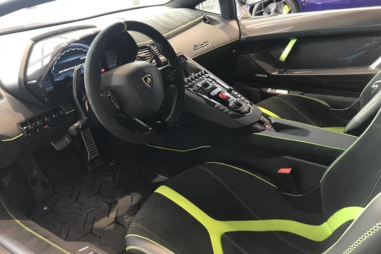 Ngam sieu xe Lamborghini Aventador SVJ hon 50 ty cua dai gia Cu Chi-Hinh-4