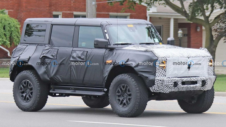 SUV hieu suat cao Ford Bronco Raptor ra mat vao 2022-Hinh-4