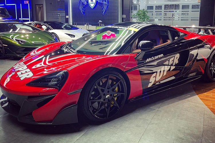 Khoac ao moi cho McLaren 570S hon 12 ty o Sai Gon-Hinh-3