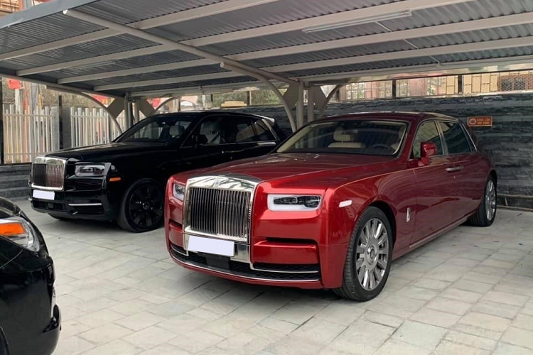 Minh nhua chon Rolls-Royce Ghost 2021 hay Phantom VIII?-Hinh-3