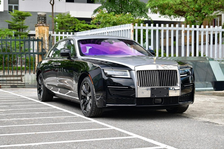 Minh nhua chon Rolls-Royce Ghost 2021 hay Phantom VIII?-Hinh-4