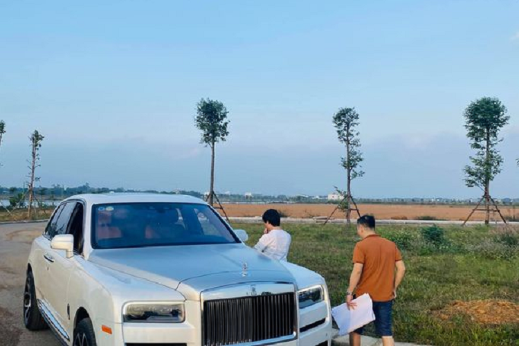 Ngam Rolls-Royce Cullinan hon 40 ty cua CEO cam do lon nhat Viet Nam-Hinh-4